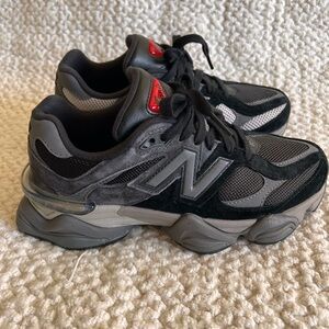 New Balance Black 9060 Men’s or Woman and Gray Athletic Shoes